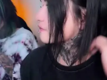 Chaturbate Live Porn of i_died_again