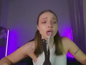 Chaturbate Live Porn of viollasinzz