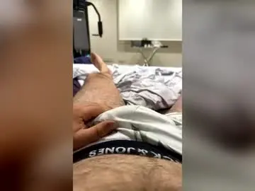 Chaturbate Live Porn of wakiwaki82