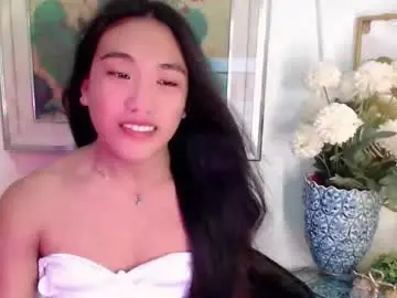 Chaturbate Live Sex Cam of asian_alliyah