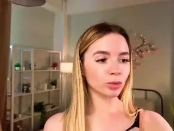 Chaturbate Live Sex of cloverfarewell