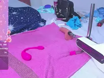 Chaturbate Live Porn of liana_hott