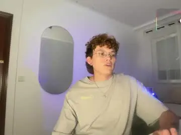 Chaturbate Free Live Porn of anddres_boss