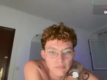 Chaturbate Watch Live Sex Cams of anddres_boss