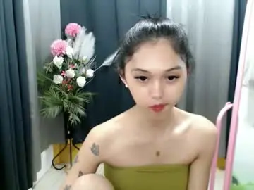 Chaturbate Adult Webcams of ellamiller69