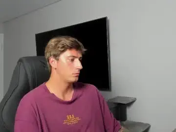 Chaturbate Live Sex Cam of krishort