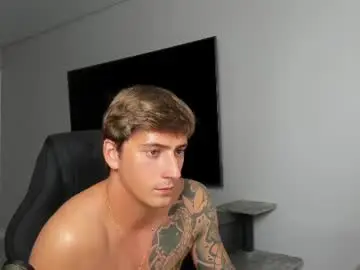 Chaturbate Live Sex Cam of krishort