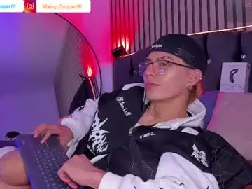 Chaturbate Best live sex cam show of maiky_cooper01