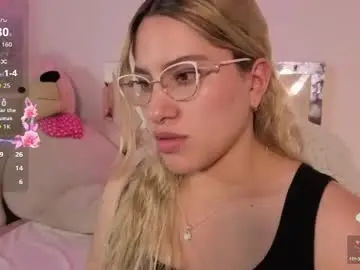 Chaturbate Best live sex cam show of saaya_tay