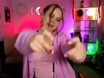 Chaturbate Free Porn Cam of lucy_shy3