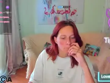 Chaturbate Adult Webcams of lilyviolet7