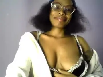 Chaturbate Nude Webcam of lola_coco