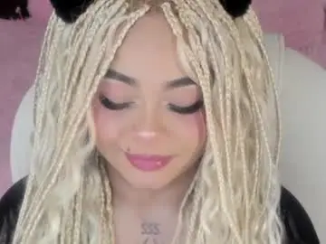 Chaturbate Nude Webcam of conny_curly
