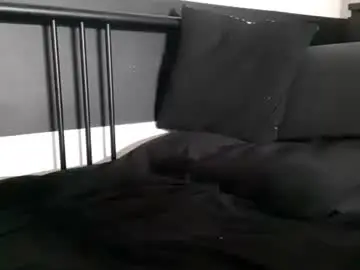 Chaturbate Free Porn Cam of apollobest77