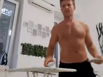 Chaturbate Nude Webcam of apollobest77