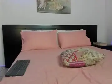 Chaturbate Live Sex Cam of macacami1