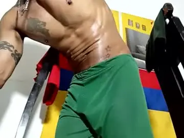 Chaturbate Live Porn of lucascastrohot