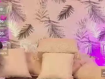 Chaturbate Live Sex Cam of giannadeluca_