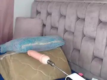 Chaturbate Live Sex Cam of andrea_bigtits69
