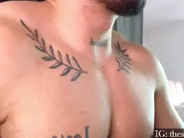 Chaturbate Live Sex Cam of nikolaylisin