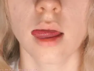 Chaturbate Adult Video Chat of seebunny