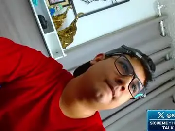 Chaturbate Adult Video Chat of xlittleb0y