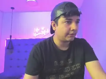 Chaturbate Watch Live Sex Cams of xlittleb0y