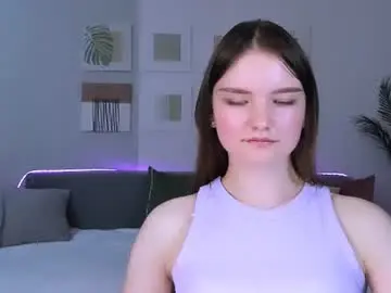 Chaturbate Live Sex Cam of charminglookeva