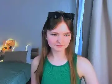Chaturbate Best live sex cam show of charminglookeva