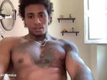 Chaturbate Live Porn of deepthroatfucker_ccs