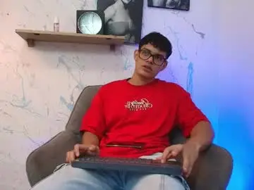 Chaturbate Sex Cam of mike_sanz