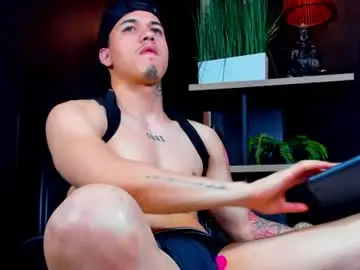 Chaturbate Free Porn Cam of rocco_santos