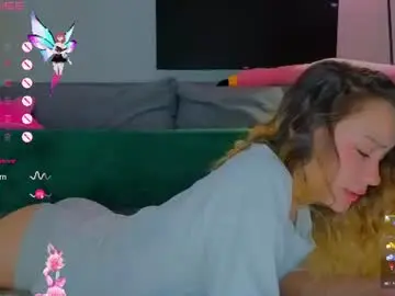 Chaturbate Sex Cam of strawberrypie99