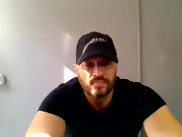 Chaturbate Sex Chat of titan_heart