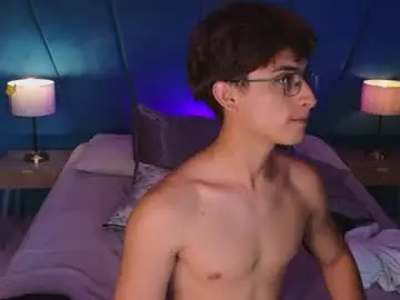 Chaturbate Adult Webcam of aaron_eze