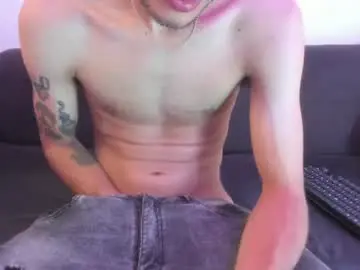 Chaturbate Best live sex cam show of henrik_senn