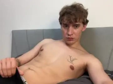 Chaturbate Live Sex Cam of kevin_martin8