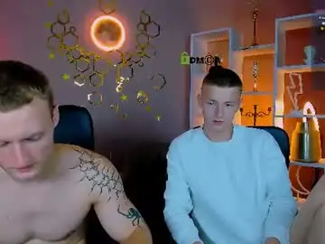Chaturbate Watch Live Sex Cams of mike_crist