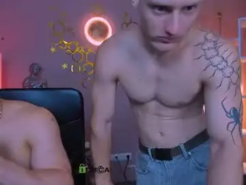 Chaturbate Watch Live Sex Cams of mike_crist