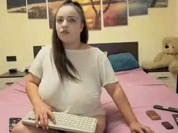 Chaturbate Best live sex cam show of adellineee