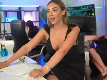 Chaturbate Private Sex Chat of babesgowild
