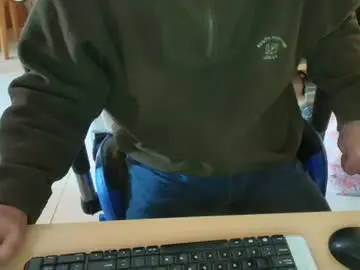 Chaturbate Live Sex Cam of angelgarcia269