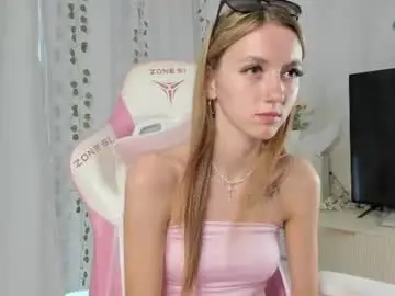 Chaturbate Live Sex Cam of jenevacustis