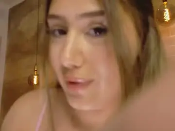 Chaturbate Watch Live Sex Cams of viviannenicole