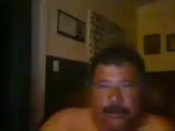 Chaturbate Live Sex Cam of woperator12
