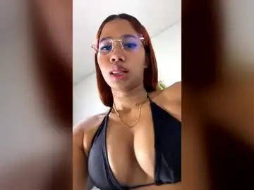 Chaturbate Live Sex Cam of candy_hot88