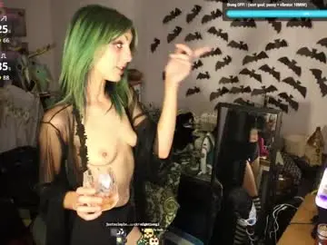 Chaturbate Free Porn Cam of lunasparkles