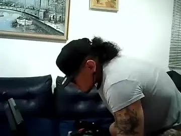 Chaturbate Best live sex cam show of ayrton_naffah2
