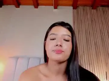 Chaturbate Nude Webcam of lucienneferrer