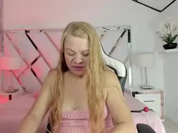 Chaturbate Adult Video Chat of alicee_mature